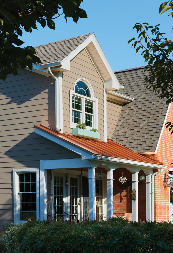 Cottage-Style Home with Clapboard Siding in Harwood, MD - Traditional ...