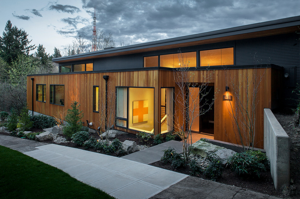 Inspiration for a contemporary house exterior in Portland.