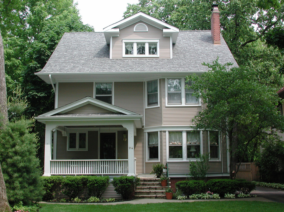 Craftsman Style Home - Wilmette, IL in Vinyl Siding - Craftsman ...