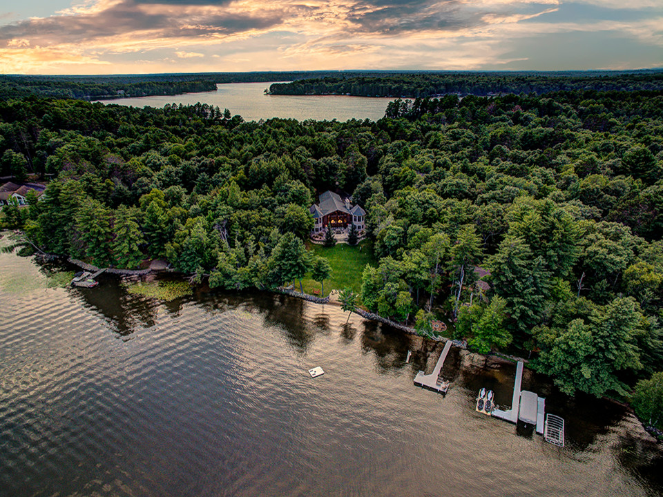 Cranberry Castle with a View of the Eagle River Chain of Lakes Rustic