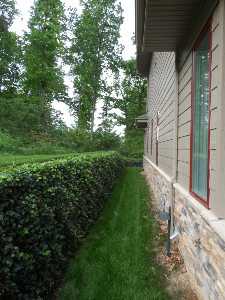 Crossroads Farm House Craftsman Exterior Richmond by The Gaines