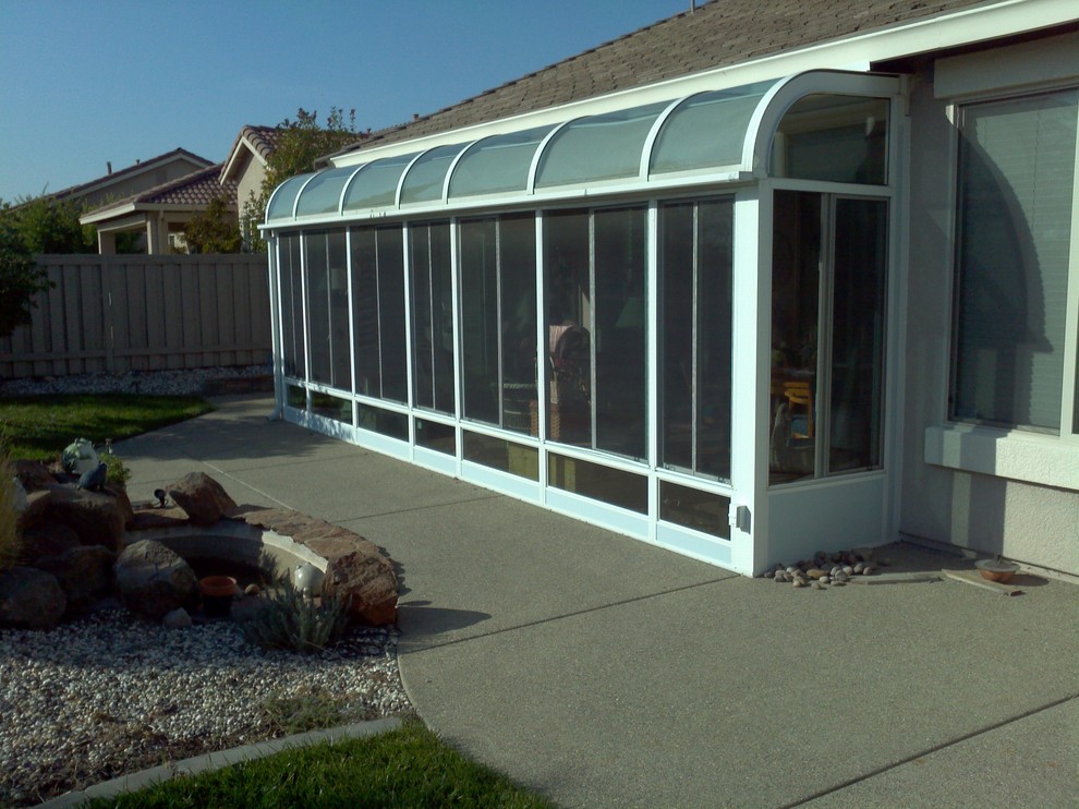 Curved Eave Sunroom in Sacramenot - Contemporary - Exterior