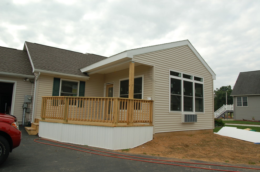 Custom Built Enclosures Rustic Exterior Other by William Penn