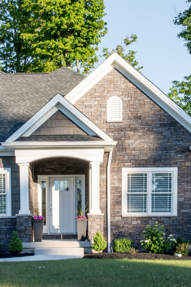 Custom Home Clarence, NY Exterior New York by KCB Architecture