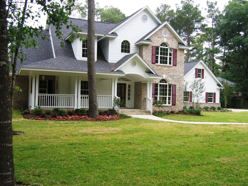 This is an example of a traditional house exterior in Houston.