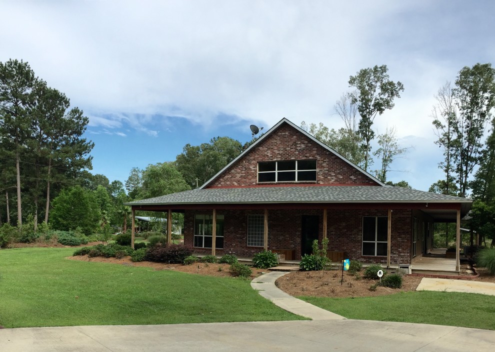 Custom Home on acreage in French Settlement Traditional Exterior
