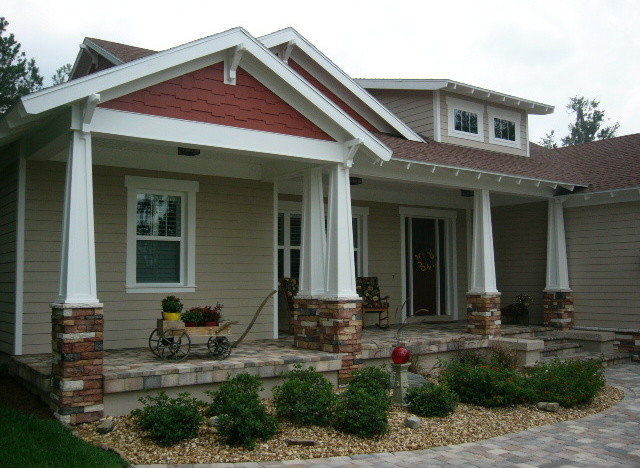 Immagine della facciata di una casa american style