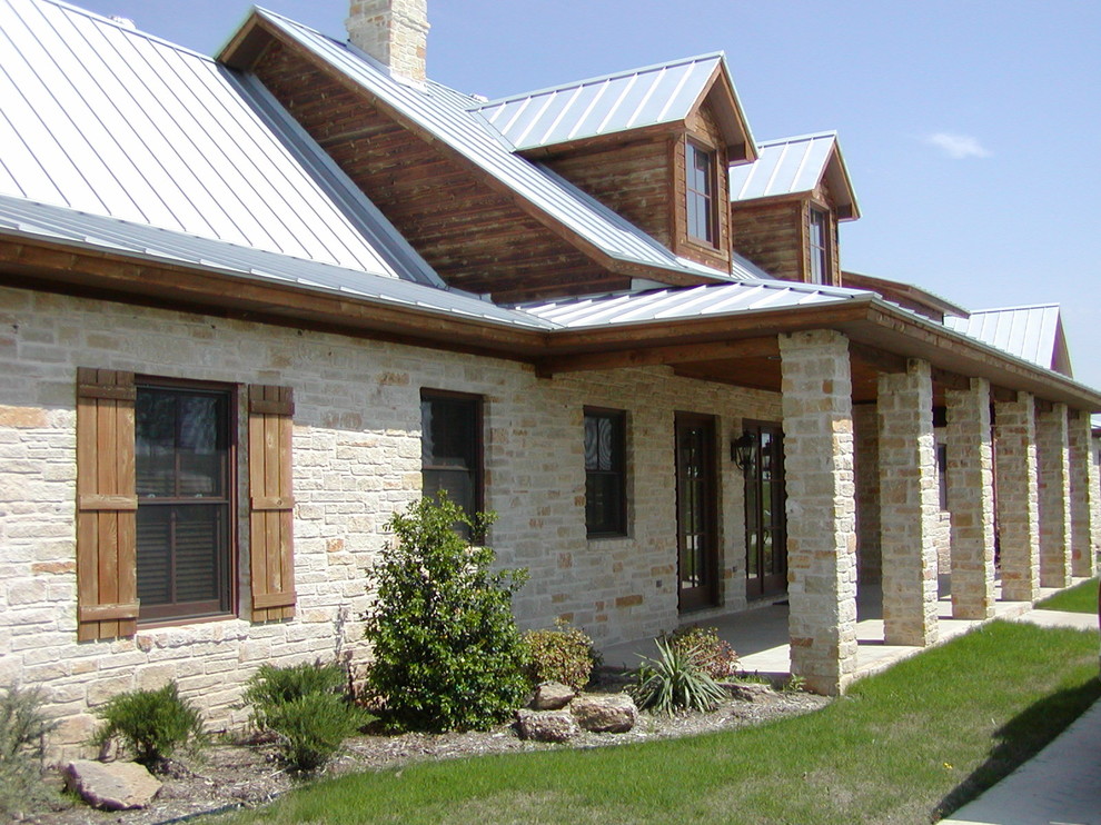 Example of a mountain style white one-story mixed siding exterior home design in Dallas