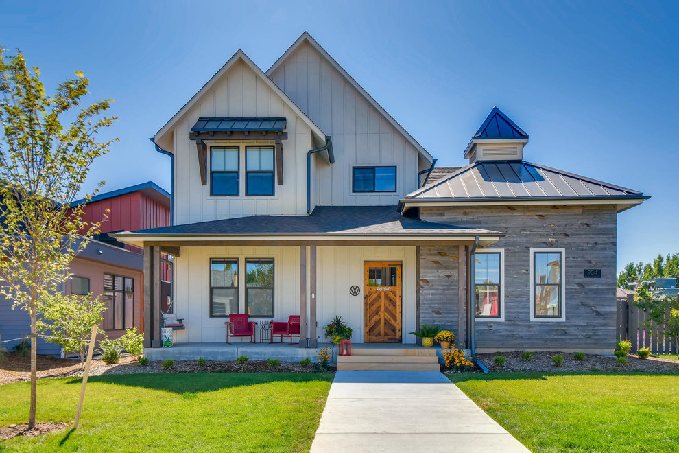 Inspiration for a cottage exterior home remodel in Denver