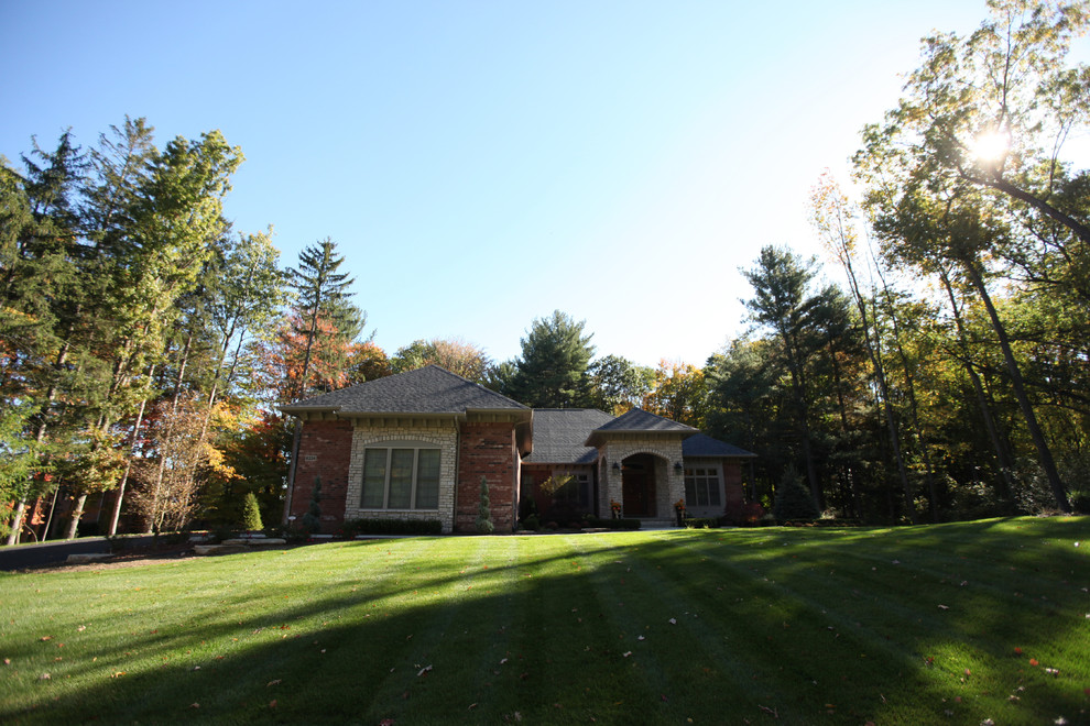 Custom Pine Creek Ranch in Brighton Michigan Traditional Exterior