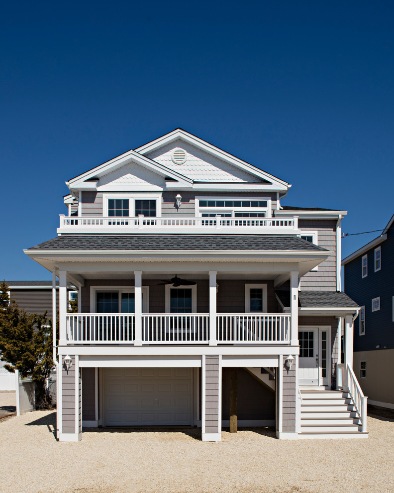 Photo of a beach style house exterior in New York.