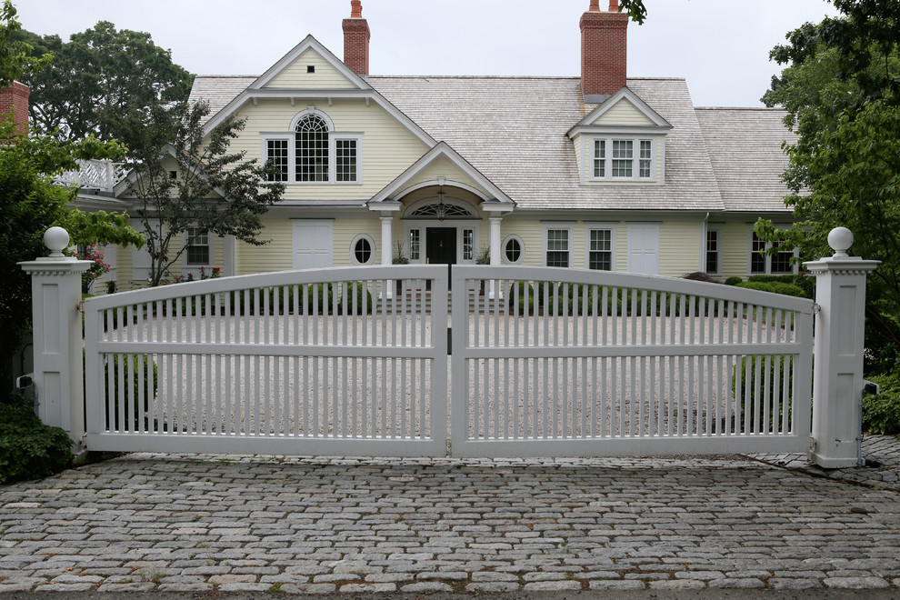 Custom Wood Fence & Driveway Gates Connecticut Shoreline