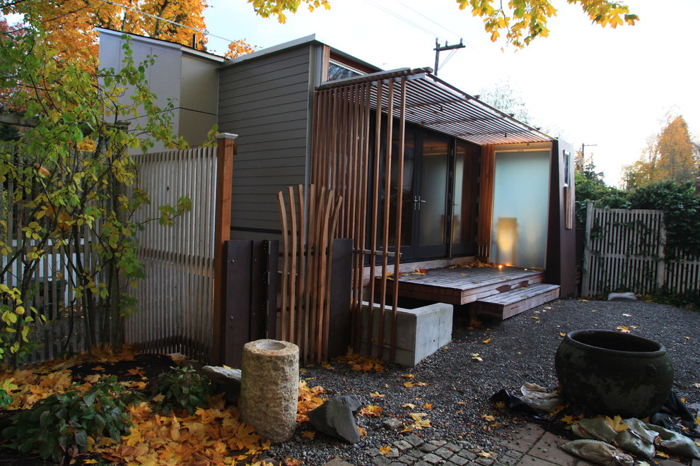 Small contemporary exterior home idea in Seattle