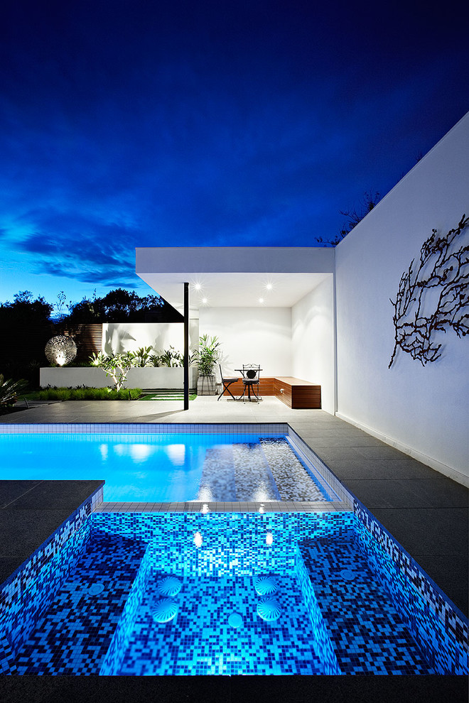 Trendy exterior home photo in Melbourne