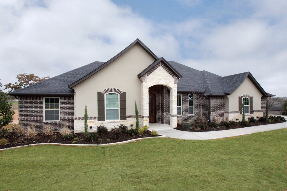 DeCordova Ranch Granbury, TX Couto Custom Home Exterior Dallas