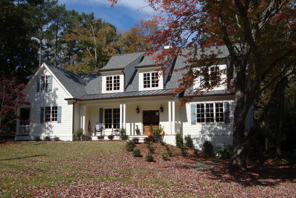 Inspiration for a classic house exterior in Atlanta.