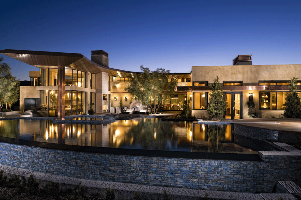 Inspiration for a contemporary exterior home remodel in Las Vegas