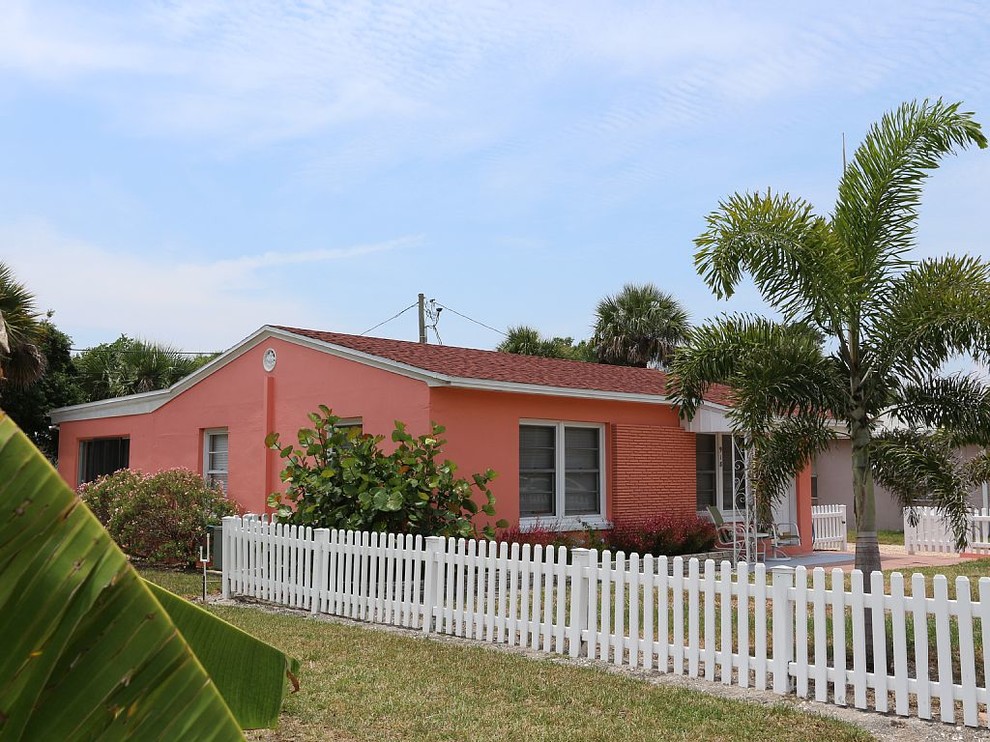 Design Projects Coral Cottage Vero Beach FL ARTifacts/Green