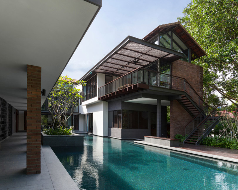 Trendy exterior home photo in Singapore