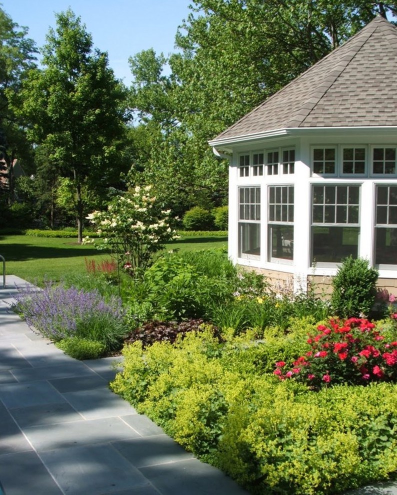 Down Home Exterior Chicago by Milieu Landscaping Houzz