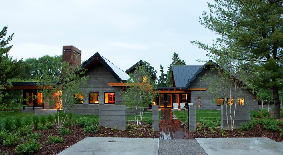 Large traditional two floor house exterior in Minneapolis.