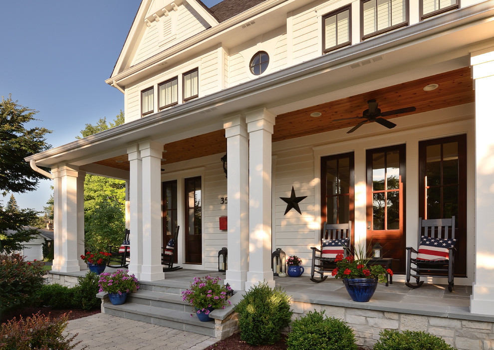 Inspiration for a farmhouse exterior home remodel in Chicago