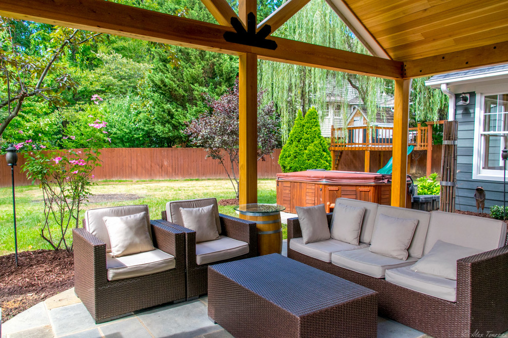 Dunn Loring, VA. James Hardie Siding and Full Home Remodel (Before and