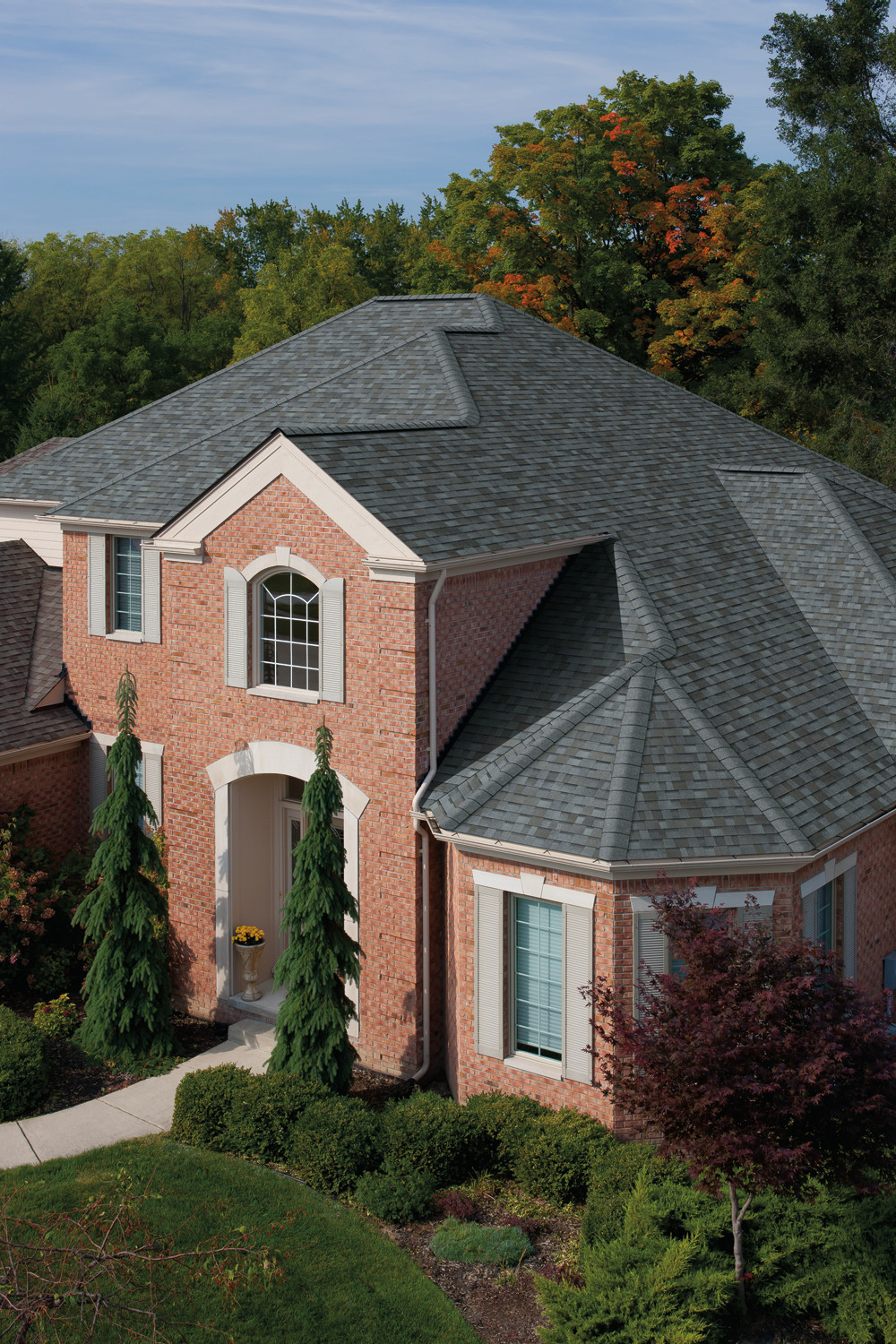 Duration Shingle By Owen S Corning Color Is Quarry Gray Traditional Exterior Atlanta By Intown Roofing Houzz