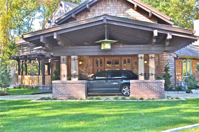 Arts and crafts exterior home photo in New York