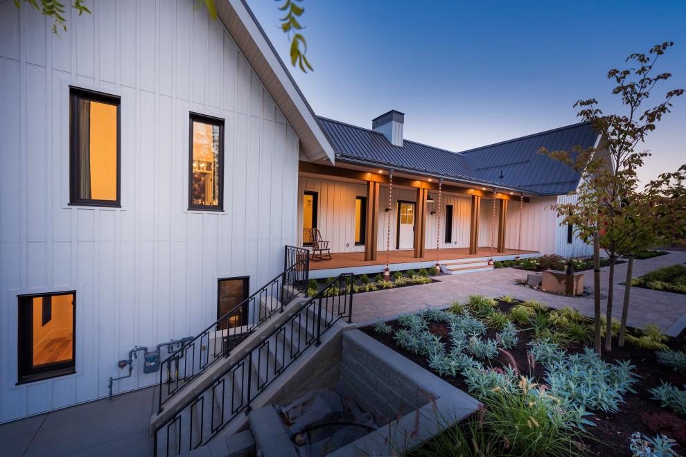 East Kelowna Farmhouse Farmhouse Exterior Other by NIDO. Houzz