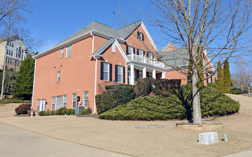 Edinburgh Custom Homes Suwanee, Traditional Exterior