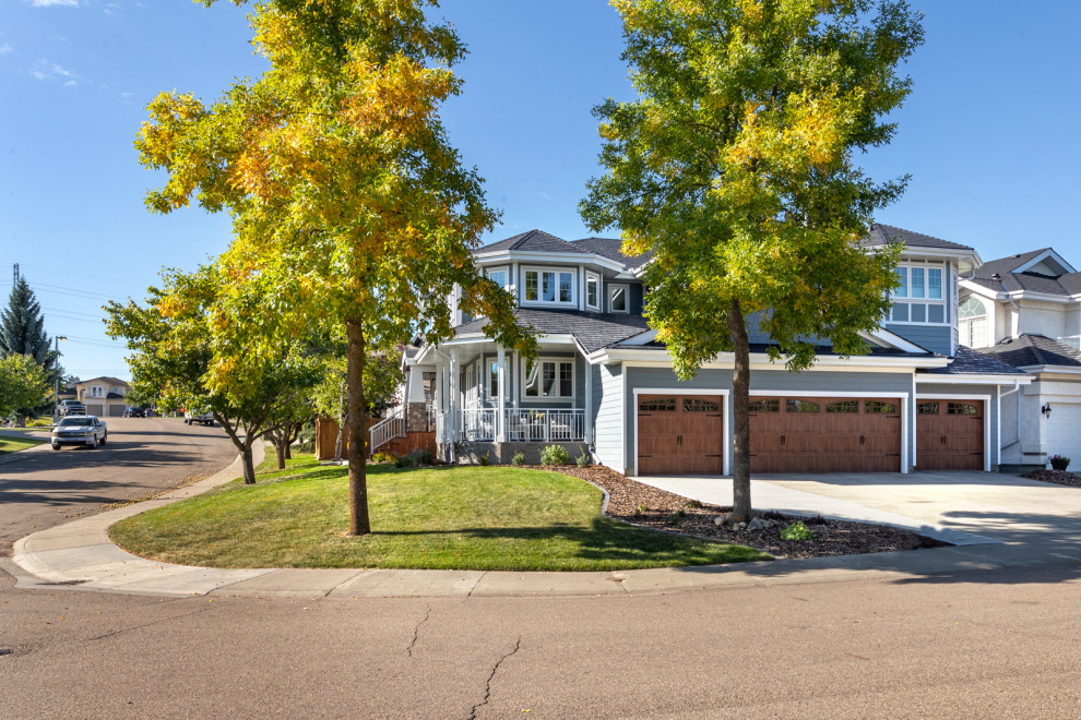 Edmonton Ogilvie Ridge Full Interior/Exterior Renovation Craftsman