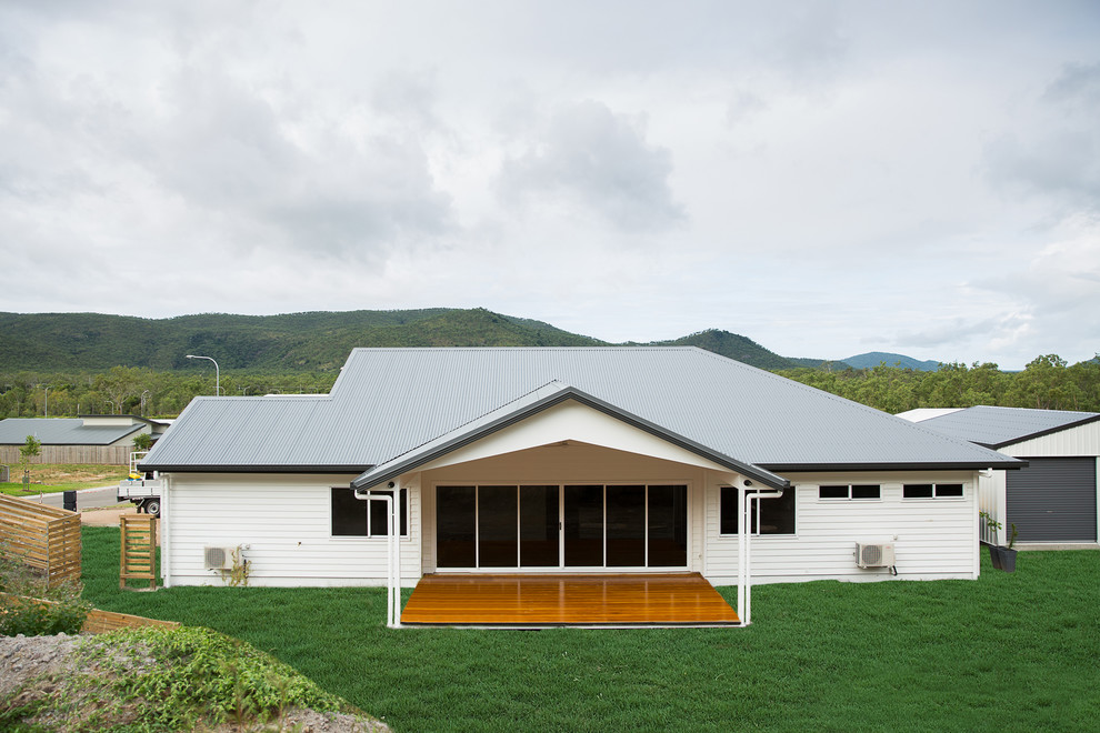 Elliot Springs New Build Contemporary Exterior Townsville by