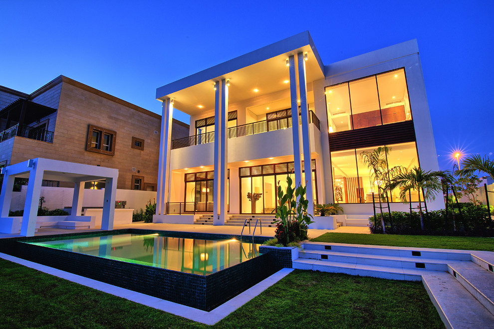 Emirates Hills Villa W18 Dubai United Arab Emirates Contemporary