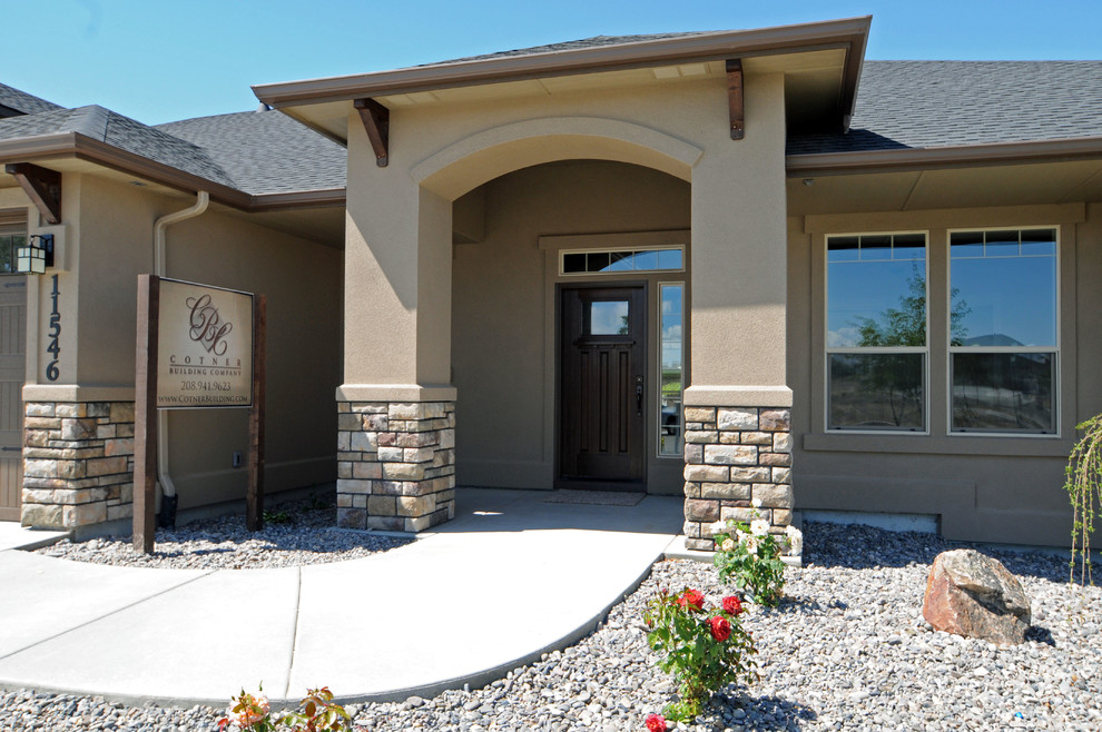 Example of an exterior home design in Boise