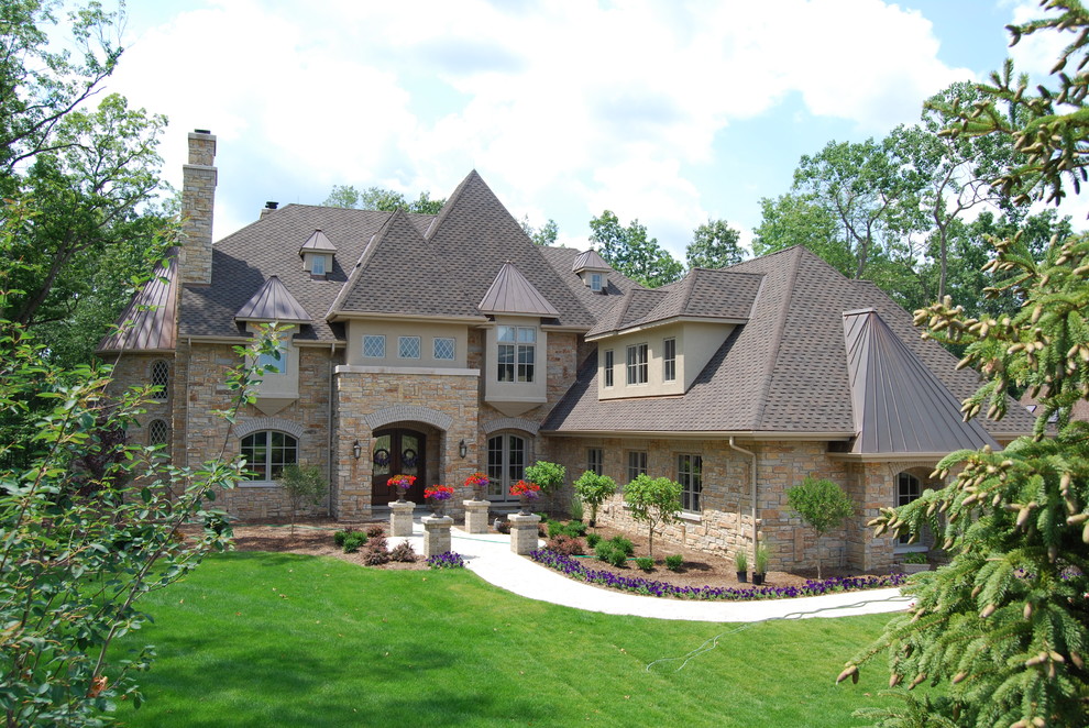 This is an example of a classic house exterior in Detroit with stone cladding.