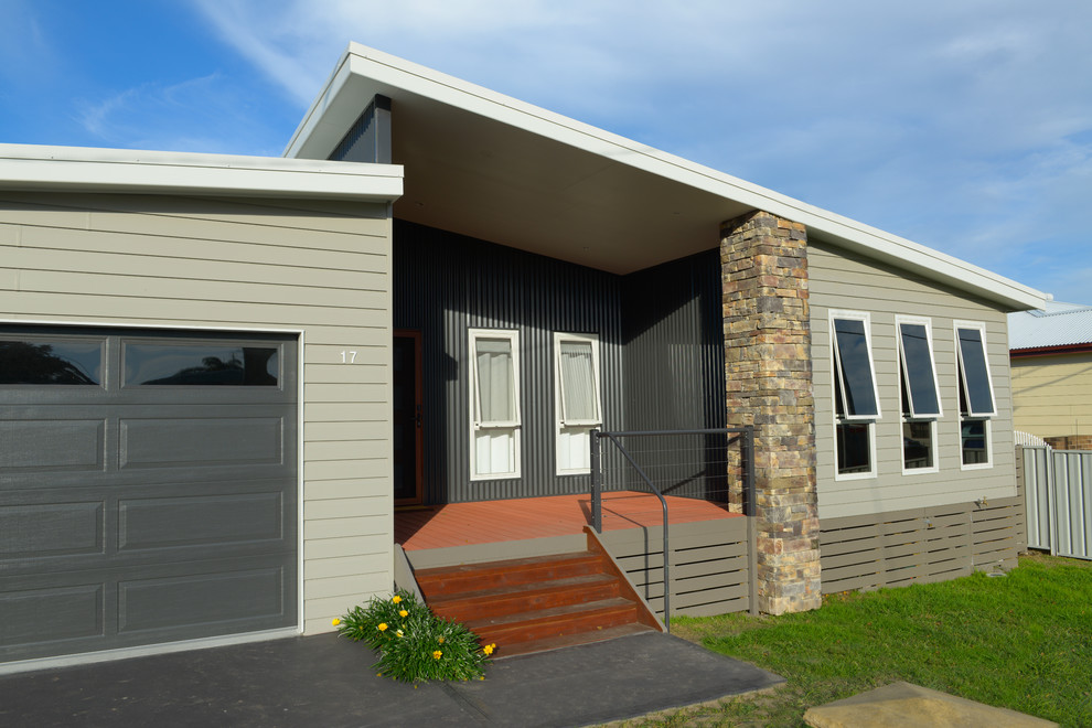 Design ideas for a medium sized farmhouse house exterior in Central Coast.