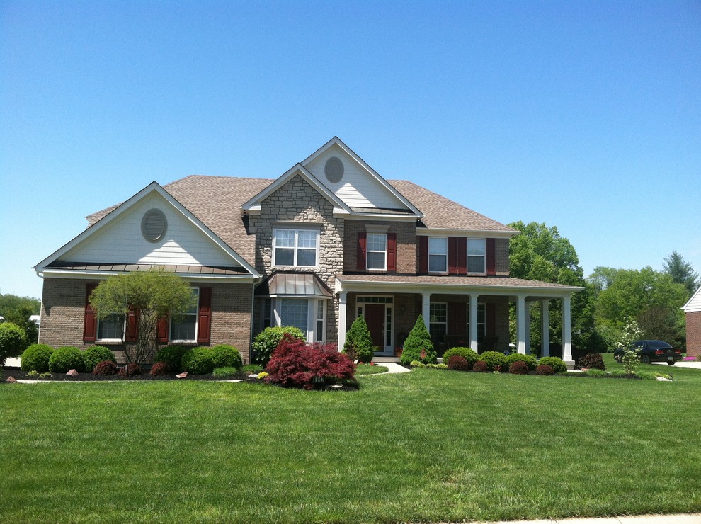 Exterior house painting in Maineville, OH Traditional