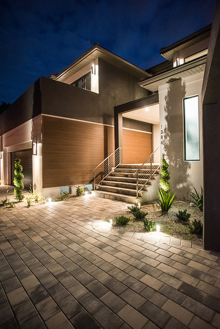 residential landscape lighting 