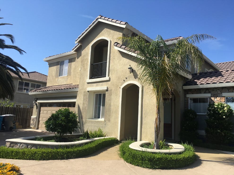 Exterior Sparrowhawk Dr. Mediterranean Exterior