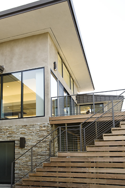 This is an example of a contemporary house exterior in San Francisco with mixed cladding.