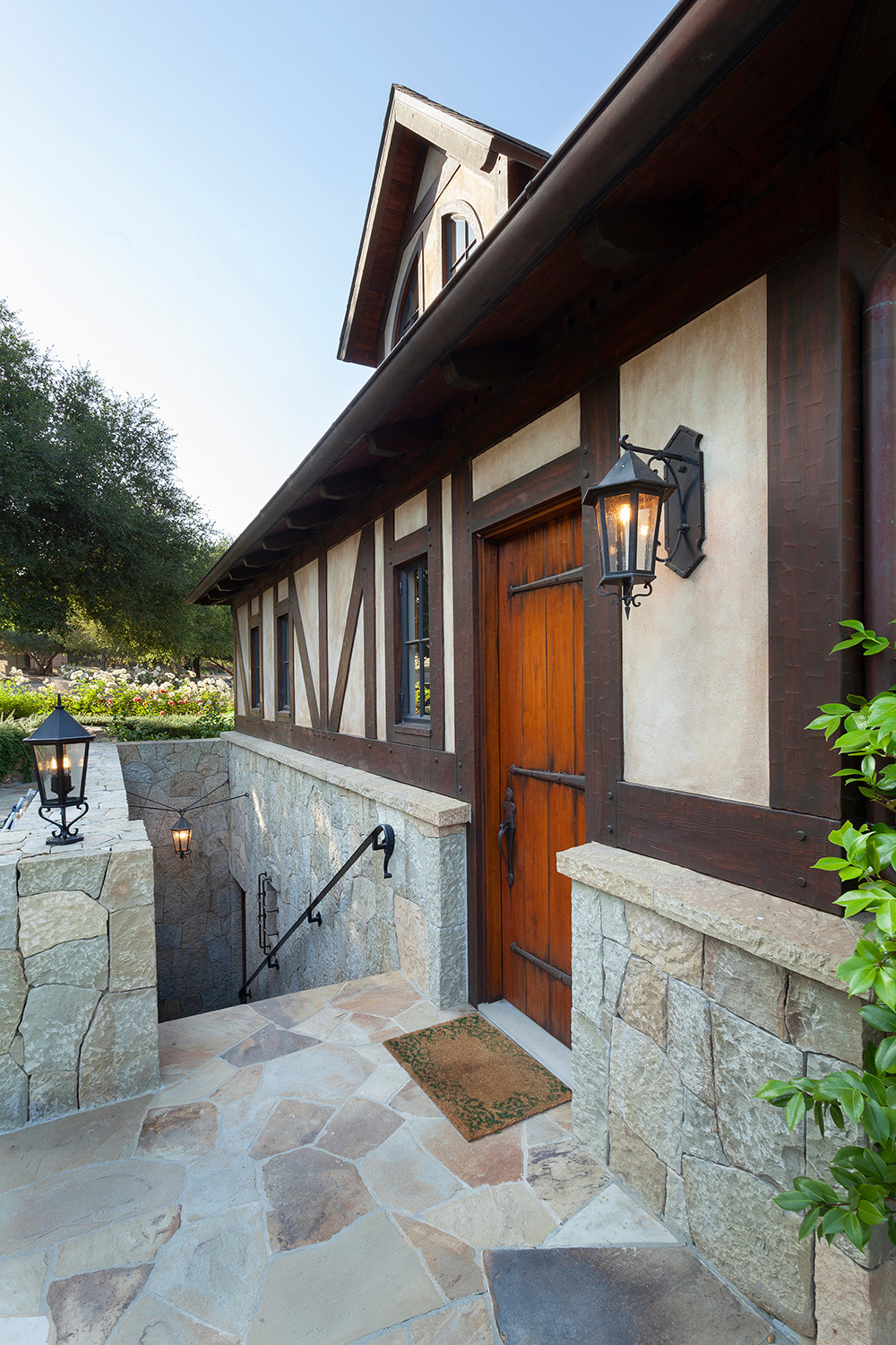 75 Beautiful Multicolored Exterior Home With A Clipped Gable Roof Pictures Ideas April 2021 Houzz