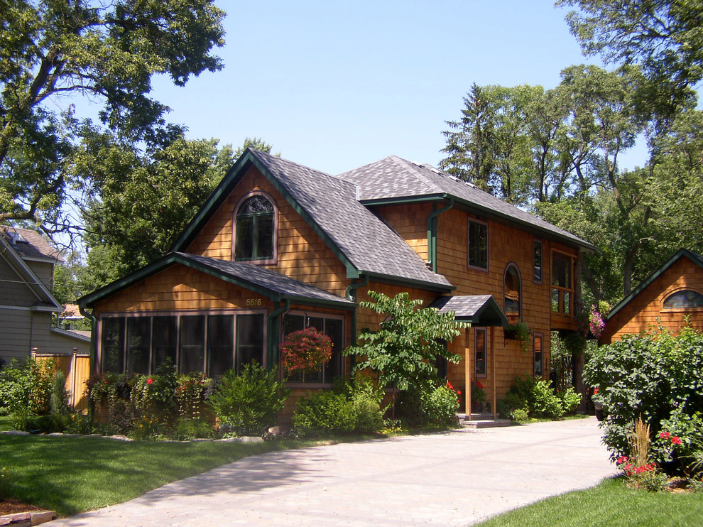 Inspiration for a traditional house exterior in Minneapolis.