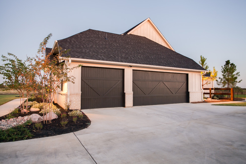 Farmhouse Home with a Fashionable Interior - Craftsman - Garage ...