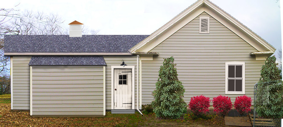 Aménagement d'une façade de maison grise campagne en bois avec un toit à deux pans.