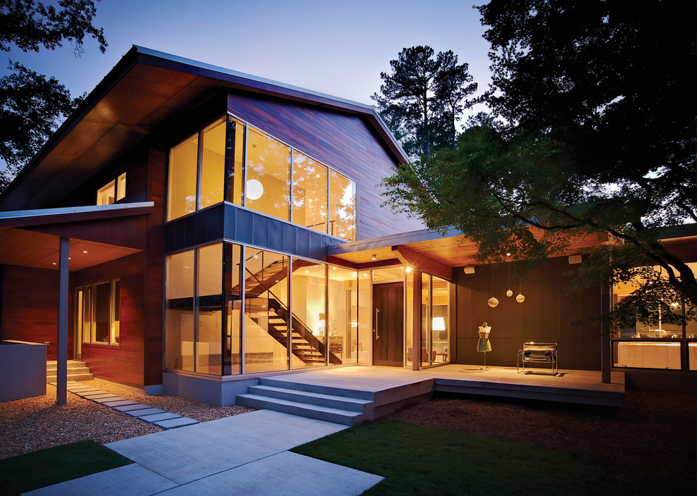 This is an example of a contemporary house exterior in Raleigh.