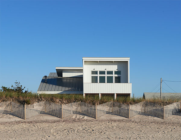 Design ideas for a coastal house exterior in New York.
