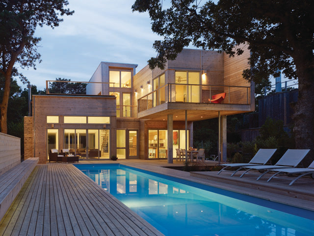 Design ideas for a modern house exterior in New York.