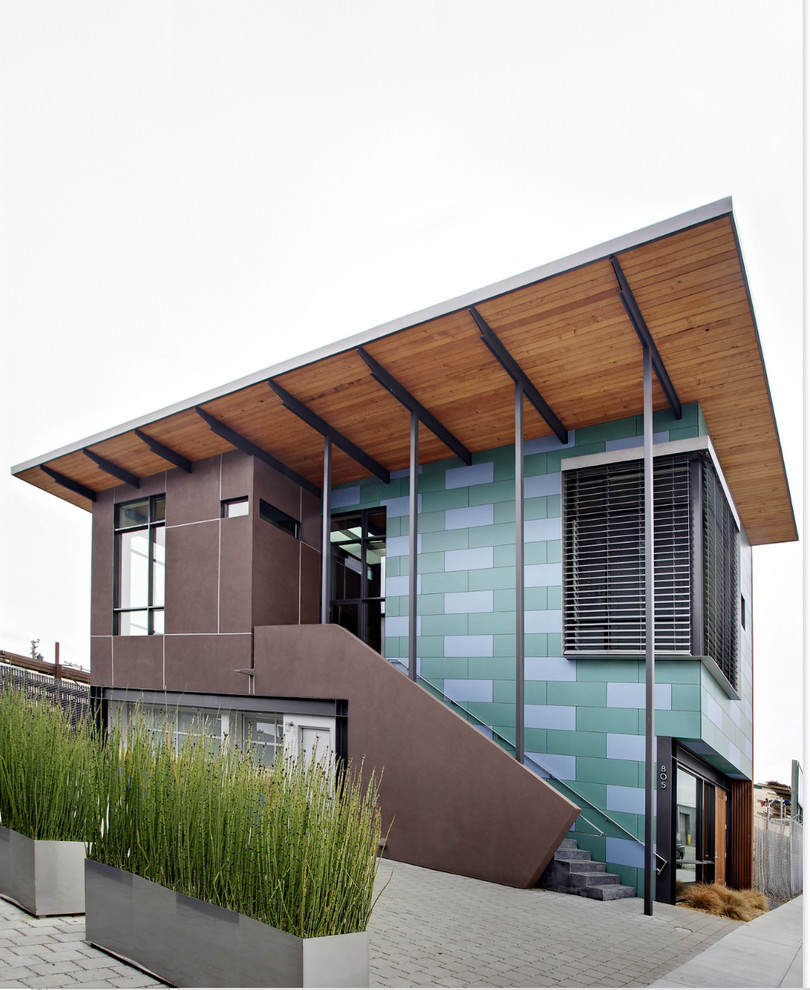 Modern house exterior in San Francisco.