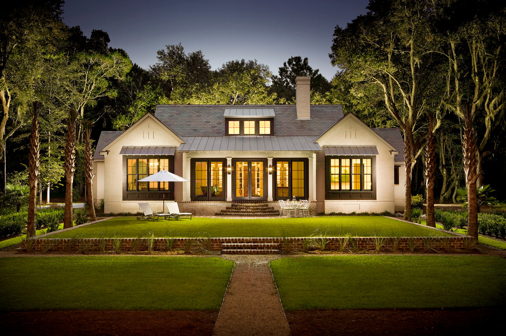 This is an example of a farmhouse house exterior in Atlanta.